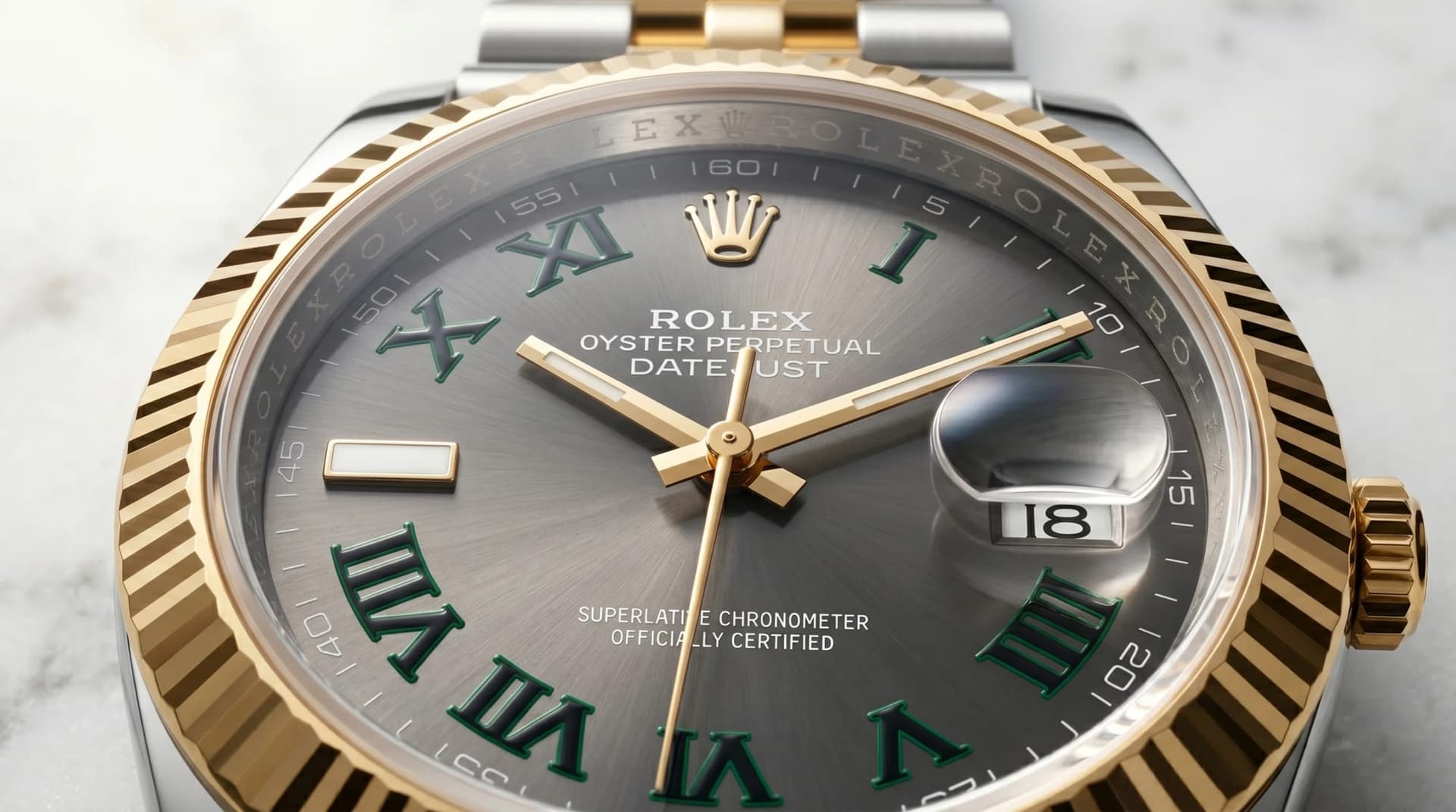 The slate and green dial that gives the watch its nickname.